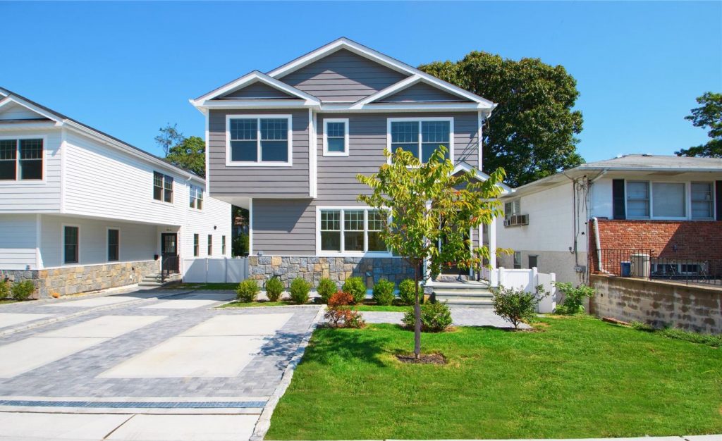 UNDER CONTRACT: 17 Cedar Lane